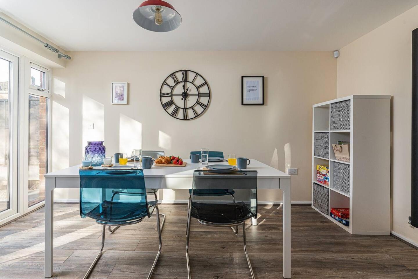 Dudley-Hospital-3Bed-Parking-Long Stay-Contractor Бріерлі-Гілл Екстер'єр фото